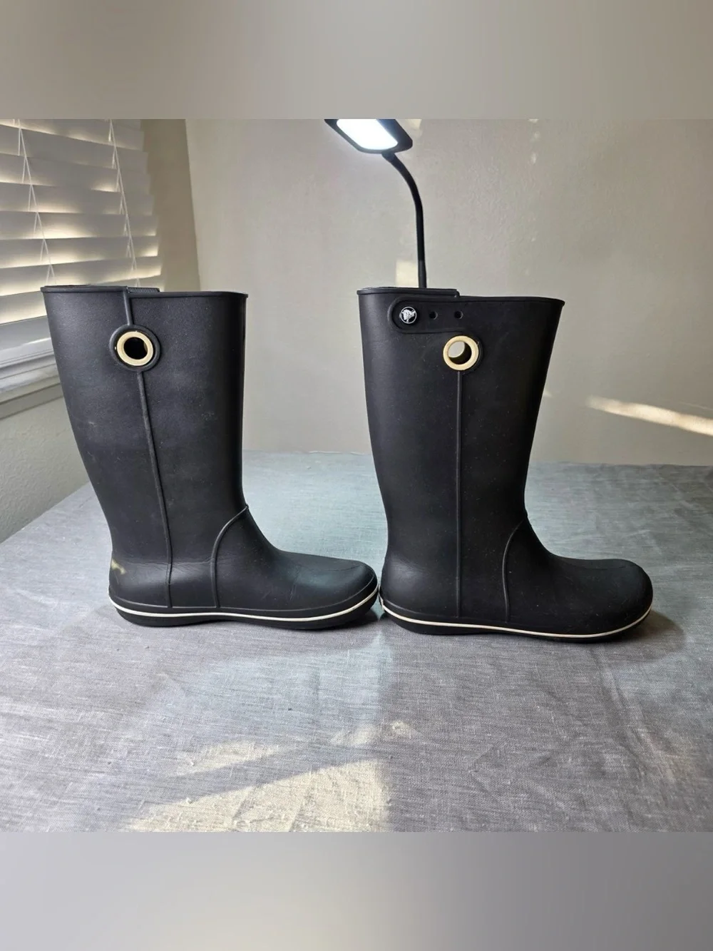 Crocs Jaunt Shorty Rain Boots Women's Size 10 Black Waterproof Rubber Pull On